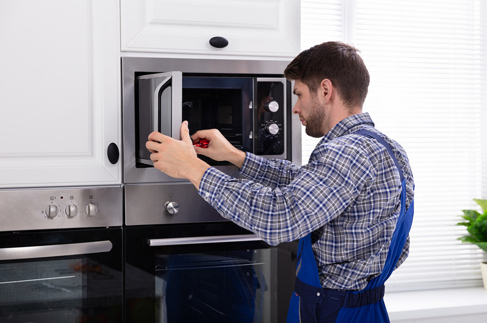 Expert Oven Repair Services in Wilmington, DE - Fast and Reliable Solutions for All Oven Brands and Models.